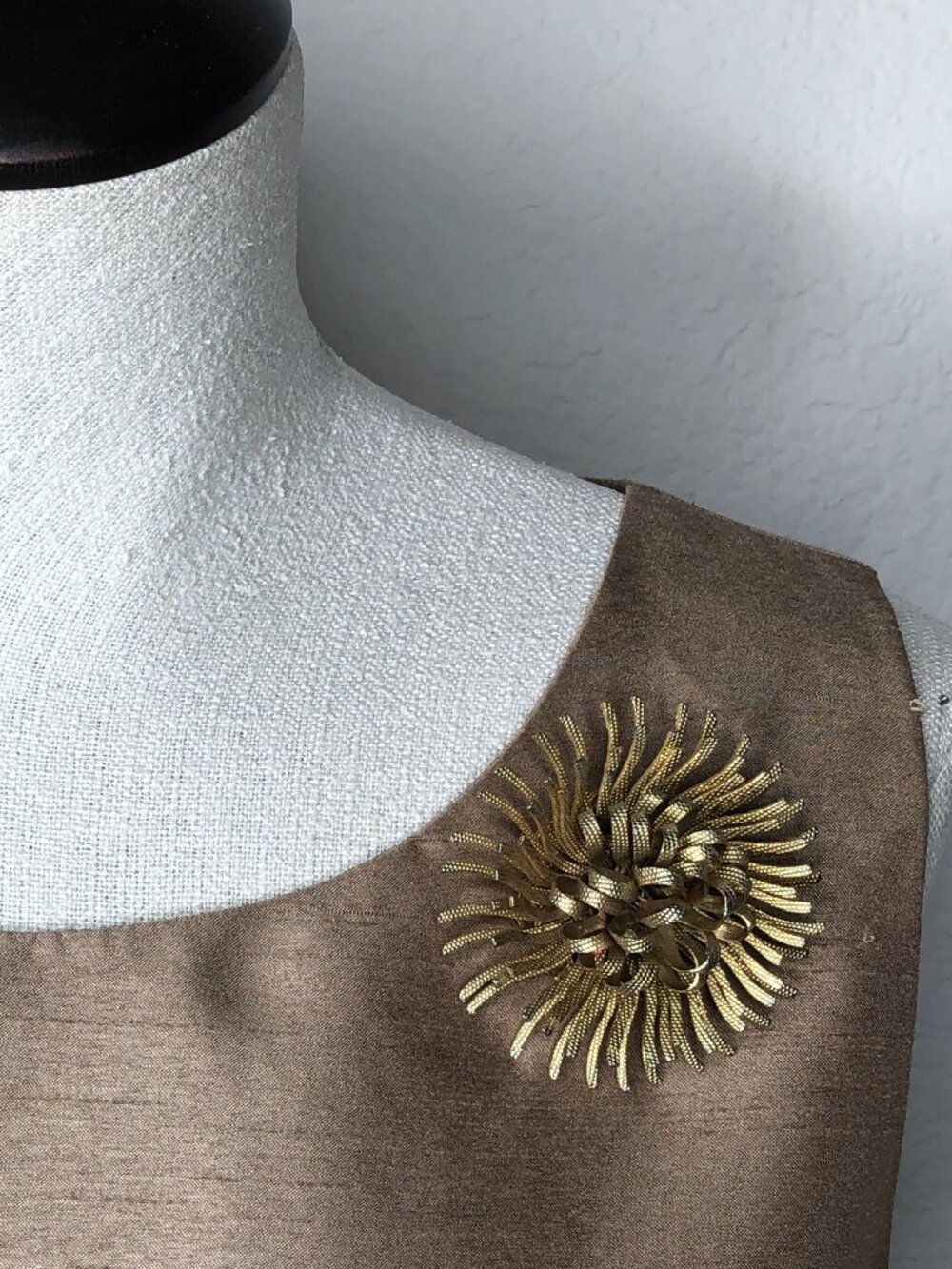 Vintage "MONET" Gold Toned Cordelia Starburst Brooch Pin 1961